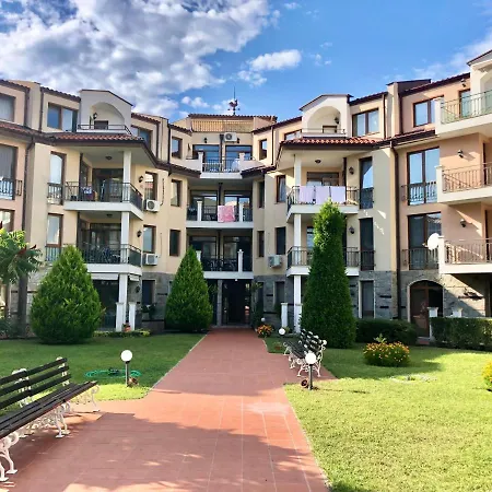 Menada Arcadia Апартаменты *